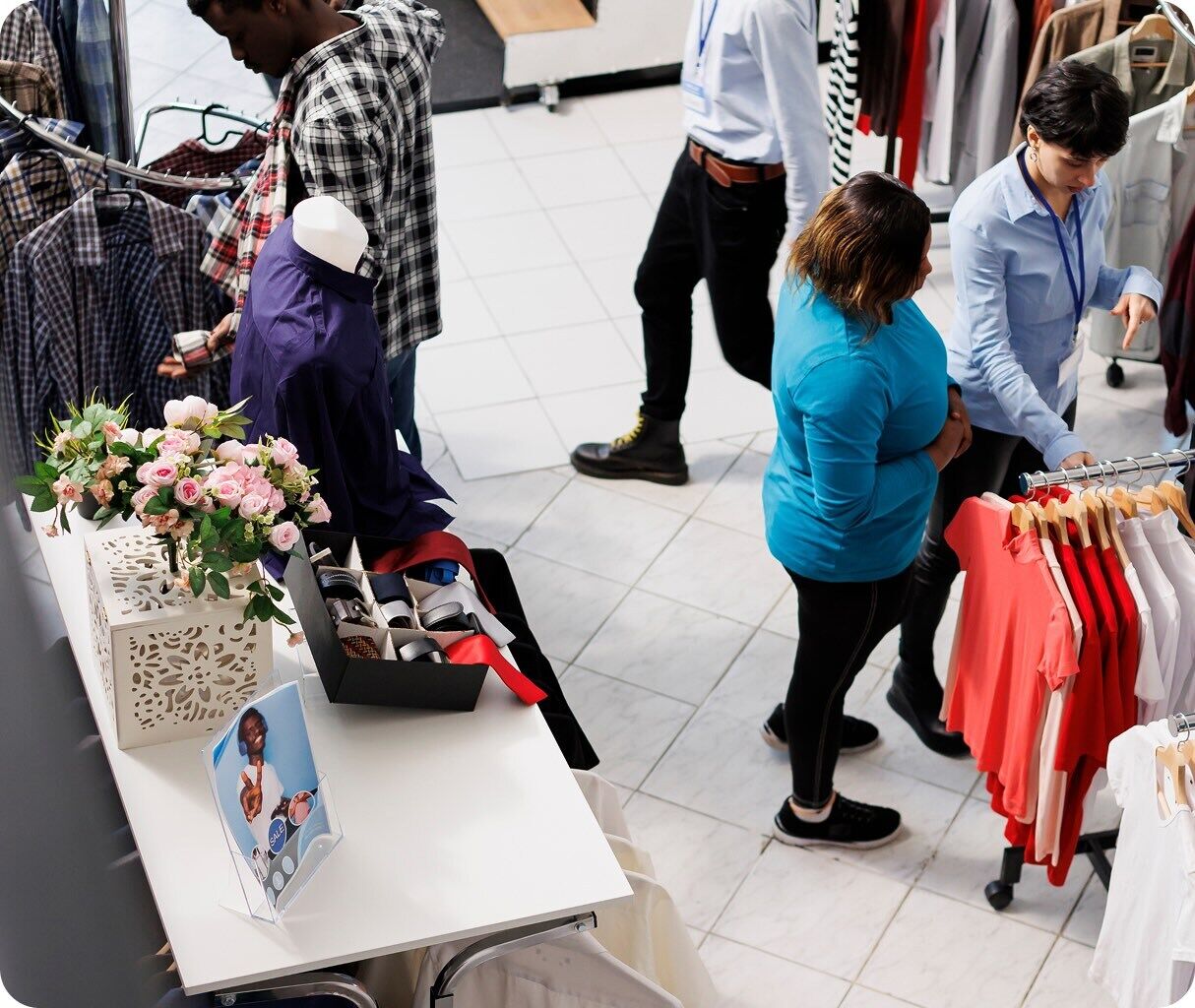 Shoppers moving through a store with an overlay showing daily customer counts